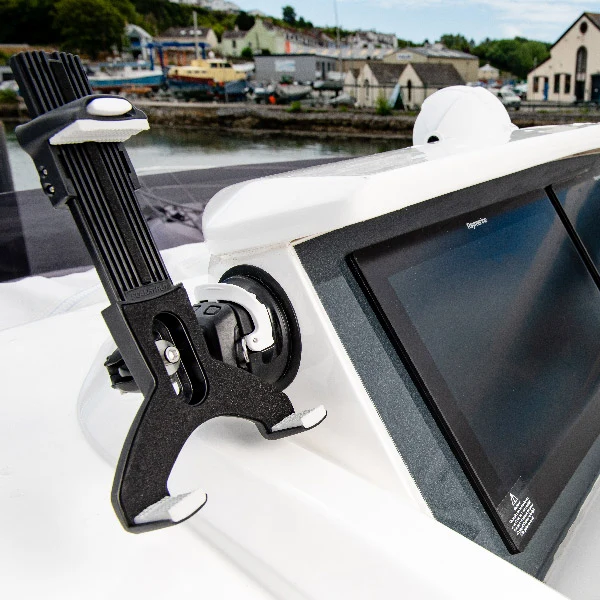 ROKK, iPad/Nettbrett monteringssett med sugekopp, 125 mm - 220 mm