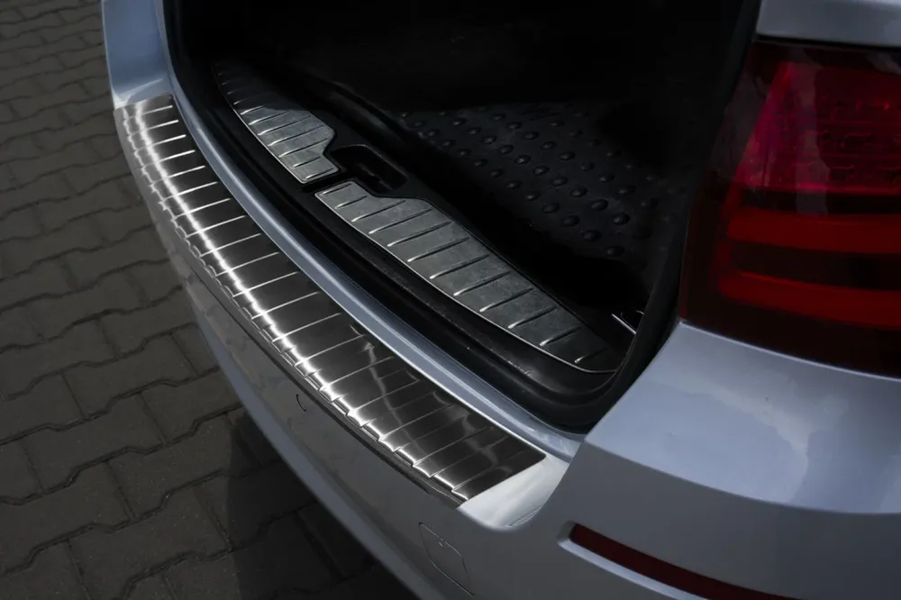 Bakfangerbeskytter Bmw 5 (F11) Touring (2010-2017) – Rustfritt stål | Avisa