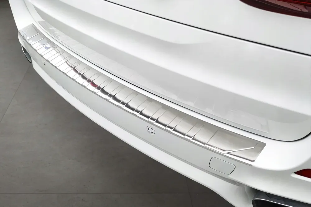 Bakfangerbeskytter Bmw X5 III (F15) M Pakke / Silver Edition (2013-2018) – Rustfritt stål | Avisa