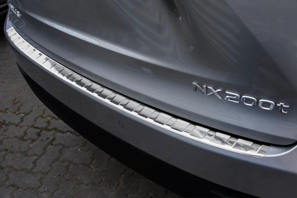 Bakfangerbeskytter Lexus NX I (2014-2021) – rustfritt stål | Avisa