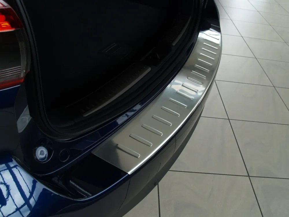 Bakfangerbeskytter Mazda 6 III (GJ/GL) Stasjonsvogn (2012-2018) – Rustfritt stål | Avisa