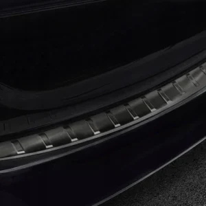 Bakfangerbeskytter Mercedes C (W205) Sedan / Black Edition (2014-2021) – rustfritt stål | Avisa