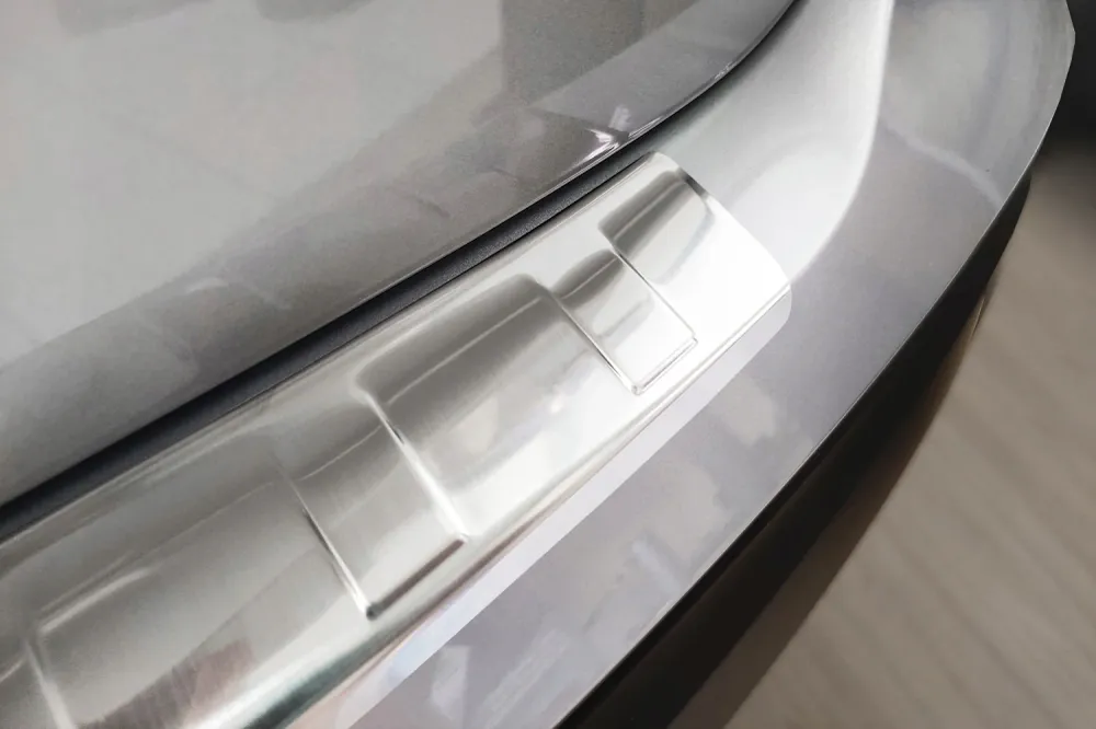Bakfangerbeskytter Skoda Enyaq iV (2020-) – rustfritt stål | Avisa