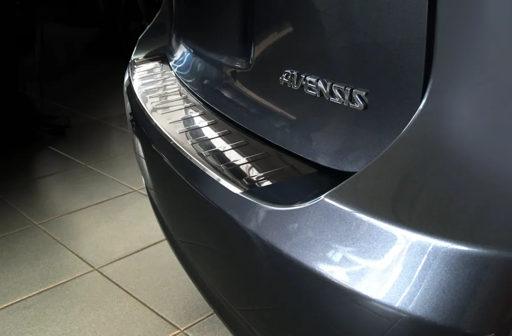 Bakfangerbeskytter Toyota Avensis III (T27) (2009-2015) – rustfritt stål | Avisa