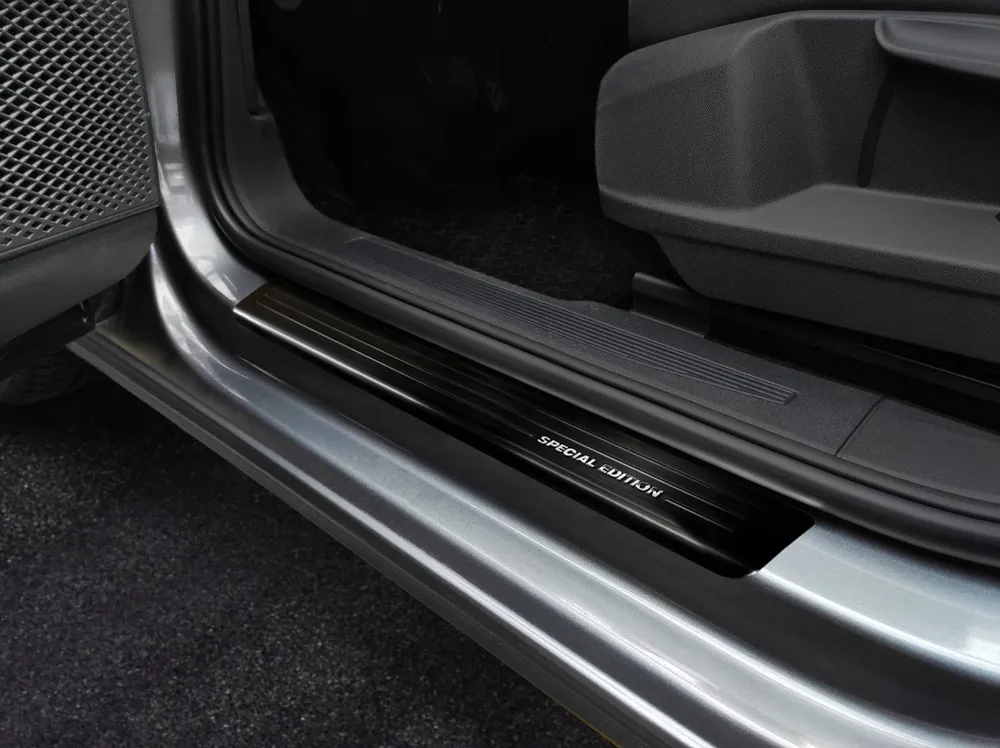 Dørbeskytter VW Caddy V (2020-) Børstet Svart – Avisa