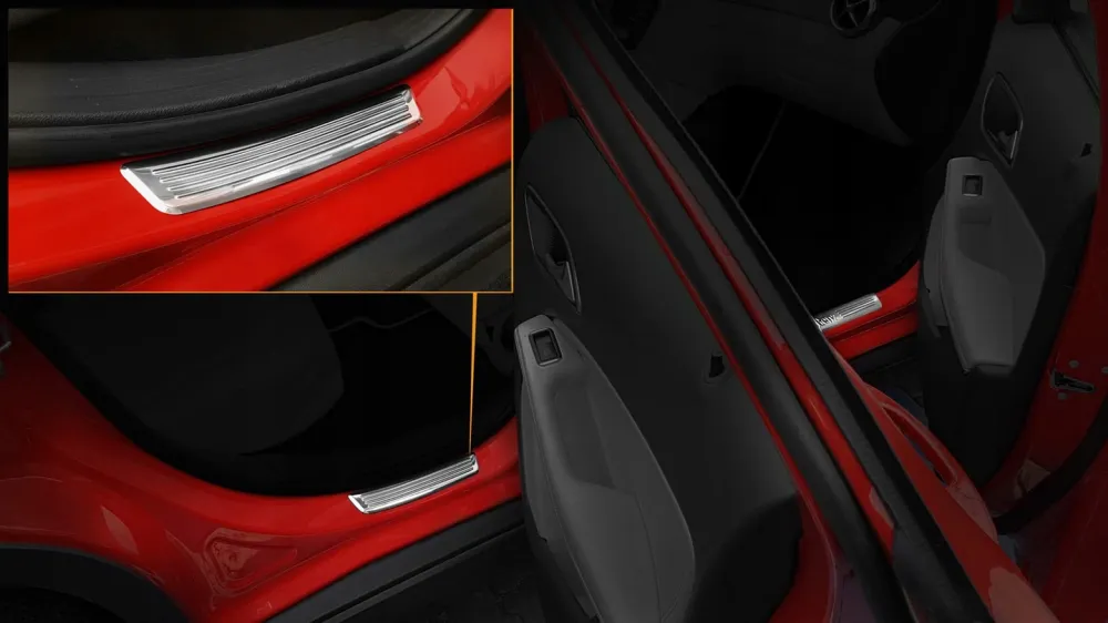 Dørbeskytter Mercedes GLA (X156) / Silver Edition (2013-2019) – Rustfritt stål | Avisa
