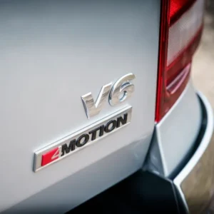 Emblem Vw V6 Amarok > Glossy Chrome | Vag