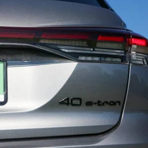Emblem Audi 40 e-tron Black Glossy Bakluke | Vag