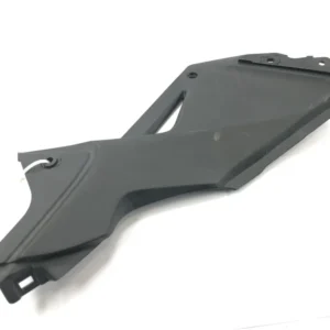 Honda CBR 125 R JC50 [2012] - Sidepanel høyre sidepaneldeksel