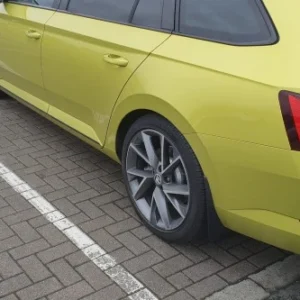 Skvettlapp Skoda Superb III (2015-2019) – ABS | Ven-Tuning