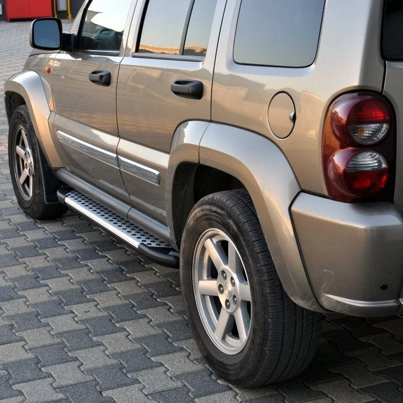 Stigtrinn Jeep Grand Cherokee IV (WK2) ARP (2010-2021)