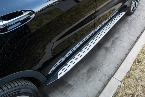 Stigtrinn Mercedes GLA (X156) Ventshield (2013-2019)