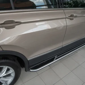 Stigtrinn Vw Tiguan Ventshield (2016-2024)